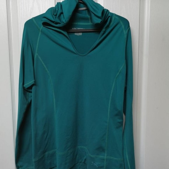 Arc'teryx Tops - Arc'Teryx Women's Large